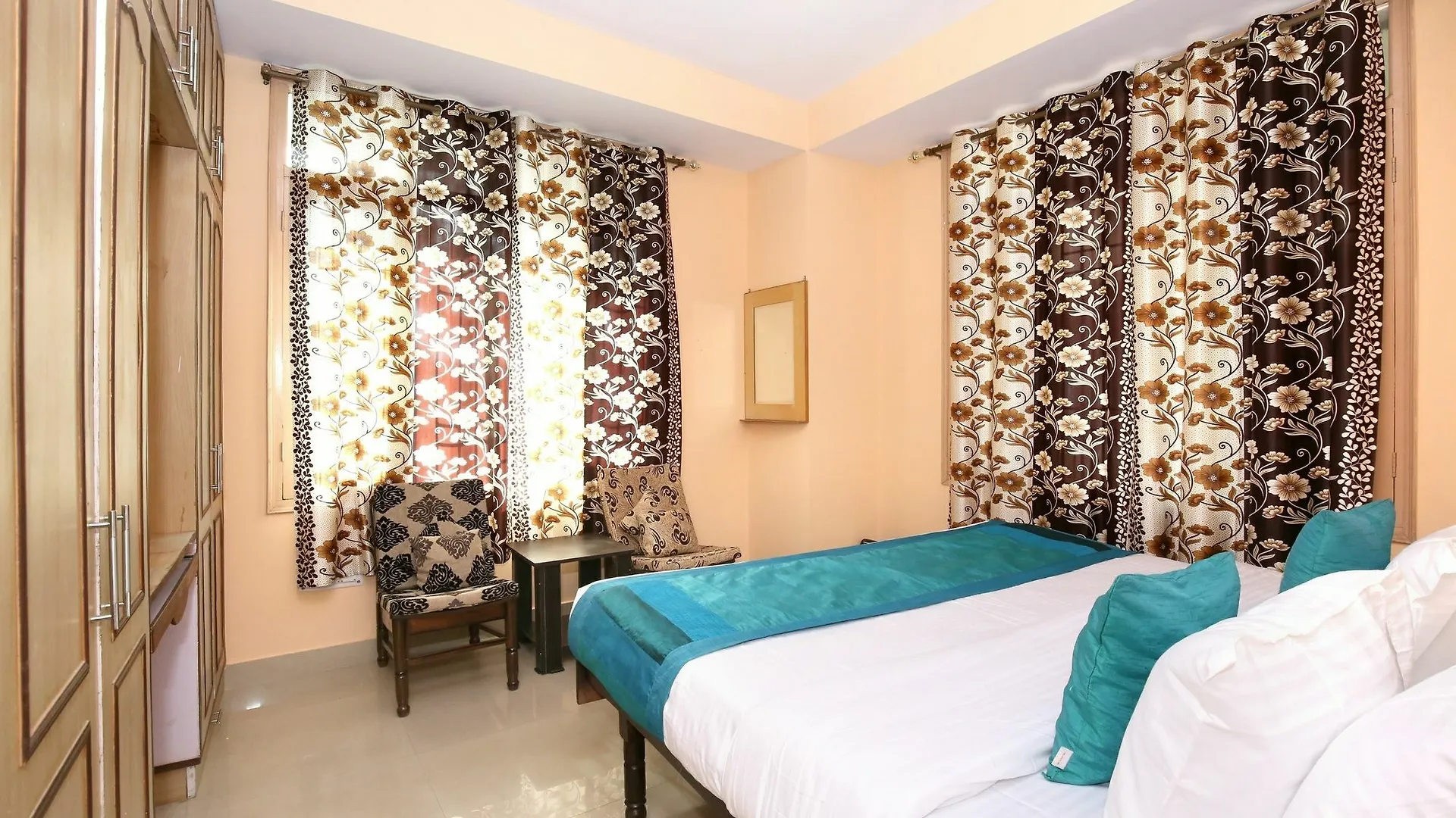 Oyo 10409 Home Sector 4 New Shimla India