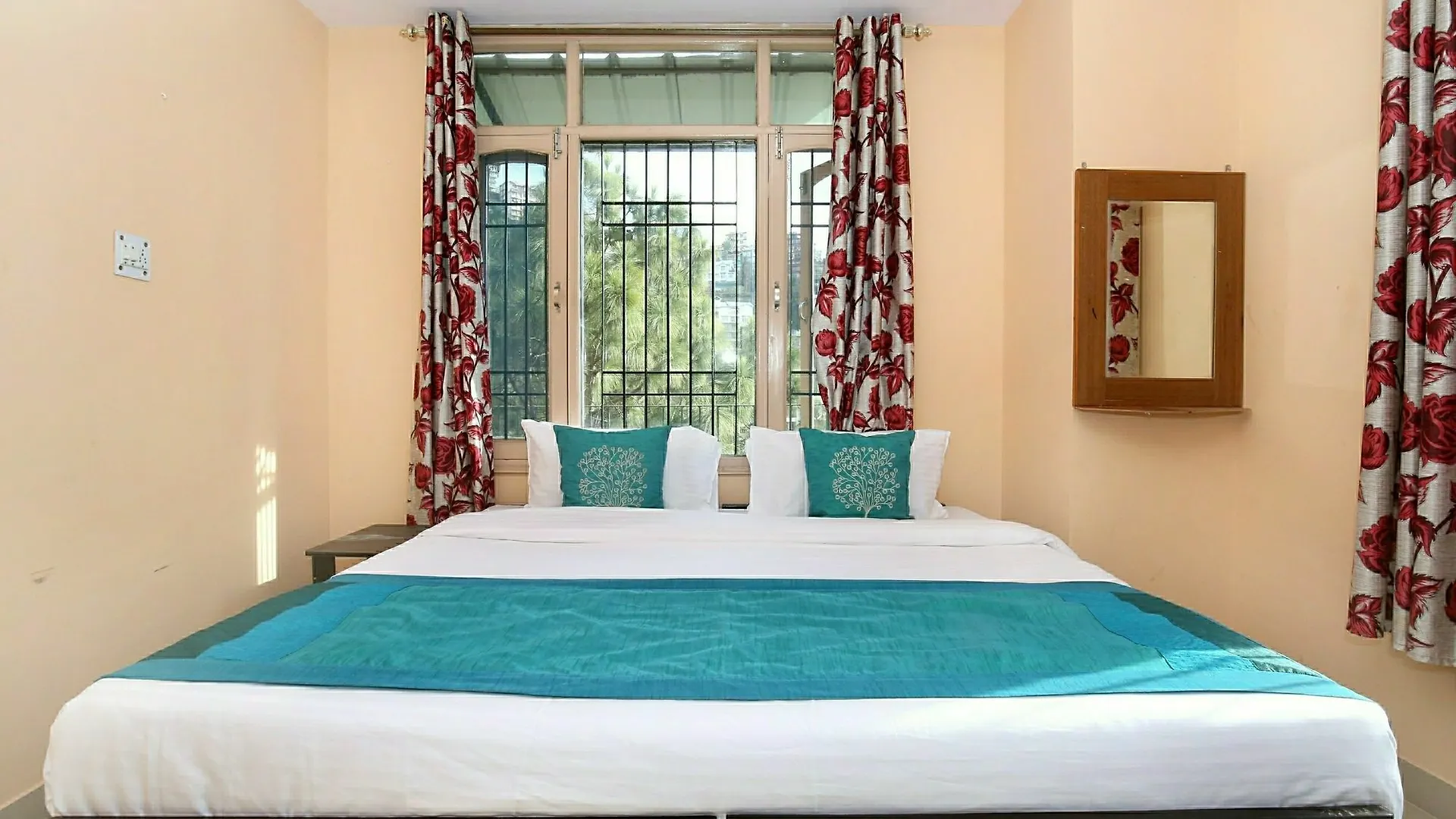 Apartment Oyo 10409 Home Sector 4 New Shimla